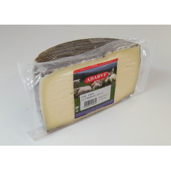 448114  Queso Mezcla  Adarve Semi Curado 1/2 Piezas P/K